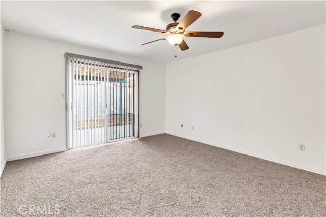 42397 Santiago Drive, Hemet CA: https://media.crmls.org/medias/4e7e5b58-4db4-497d-a61e-e28def8f543f.jpg