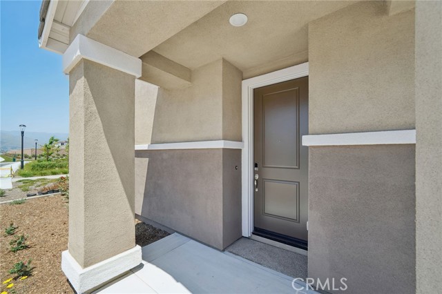 2132 Bergamot Street, Redlands CA: https://media.crmls.org/medias/4e7f54cd-4719-4a76-bf1c-fc37e7fbd06d.jpg