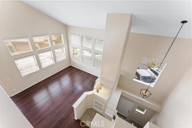 4 Paseo Del Sol, Rancho Santa Margarita CA: https://media.crmls.org/medias/4e7fe4e4-a48e-4b91-b6a1-2119095ad34b.jpg