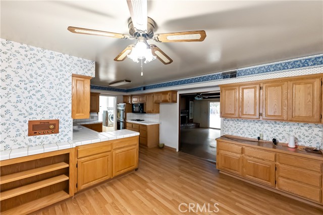 Detail Gallery Image 3 of 20 For 1630 W Robinwood, Fresno,  CA 93711 - 4 Beds | 3/1 Baths