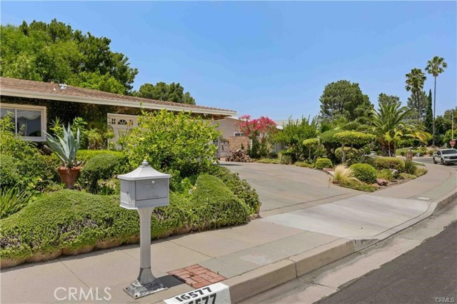 Front Image Thumbnail for CRBB26054225