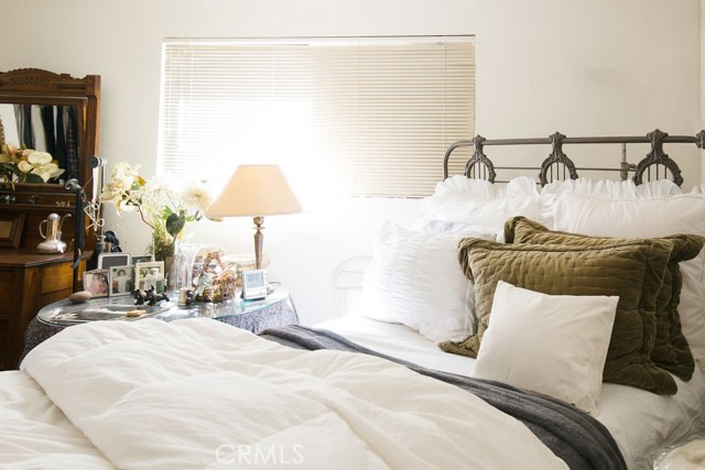 205 Lucia Avenue, Redondo Beach, California 90277, 7 Bedrooms Bedrooms, ,3 BathroomsBathrooms,Residential,Sold,Lucia,SB17052115