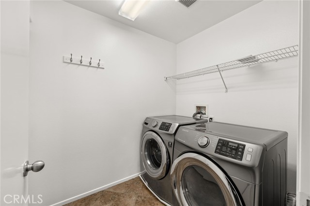 Detail Gallery Image 17 of 37 For 8090 Cornwall Ct #33,  Rancho Cucamonga,  CA 91739 - 2 Beds | 2 Baths