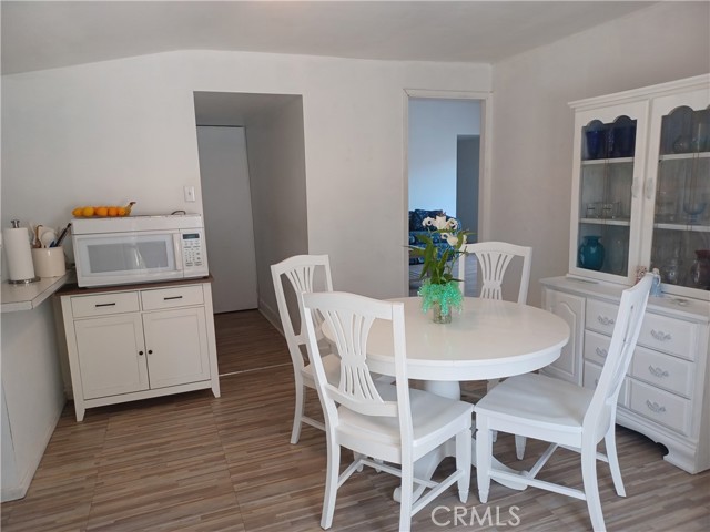 164 West Barnett Street photo 6