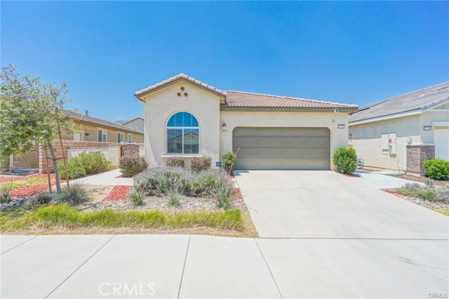 17978 Milkweed Ln, San Bernardino, CA 92407