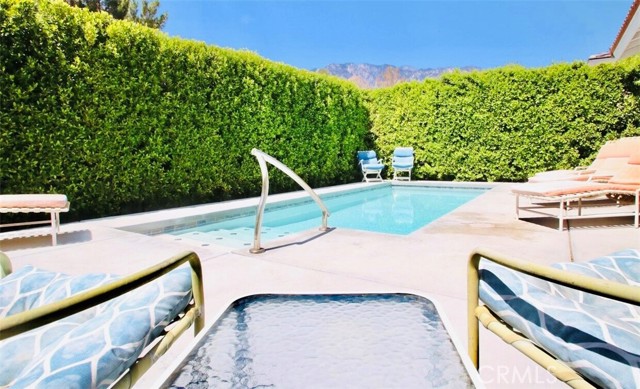 390 W Cortez, Palm Springs, CA 92262