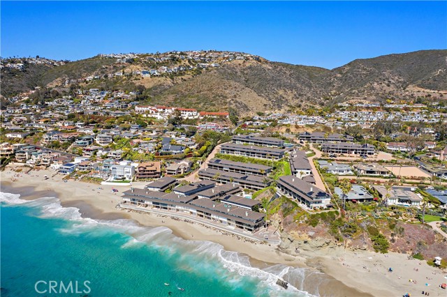 Detail Gallery Image 39 of 59 For 102 Blue Lagoon, Laguna Beach,  CA 92651 - 3 Beds | 3 Baths