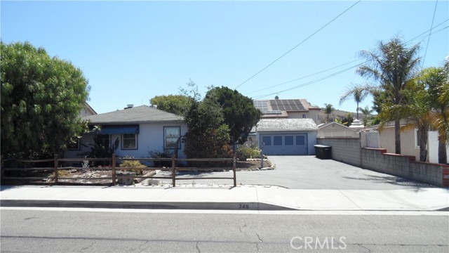 745 N Hewes St, Orange, CA 92869