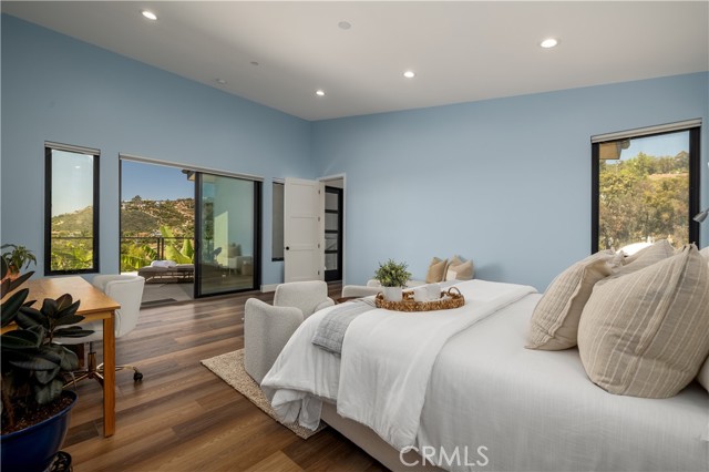 1088 Via Conca Doro, Vista CA: https://media.crmls.org/medias/4e849db9-5875-4b62-88b2-378e86d1fd8d.jpg