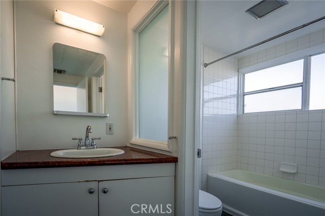 Detail Gallery Image 15 of 23 For 1400 N Hayworth Ave #28,  West Hollywood,  CA 90046 - 1 Beds | 1 Baths