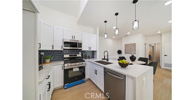 Detail Gallery Image 4 of 11 For 7 Montara Dr, Aliso Viejo,  CA 92656 - 2 Beds | 2 Baths