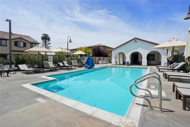 24140 Tuscany Avenue, Murrieta CA: https://media.crmls.org/medias/4e854827-220a-473e-bd92-c2c77c7fb87d.jpg