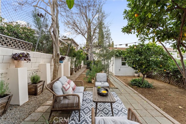 Detail Gallery Image 26 of 30 For 6072 Delphi, Los Angeles,  CA 90042 - 1 Beds | 1 Baths