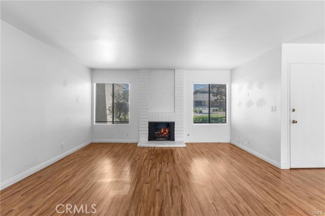 Detail Gallery Image 6 of 31 For 5 Locust, Irvine,  CA 92604 - 3 Beds | 2/1 Baths