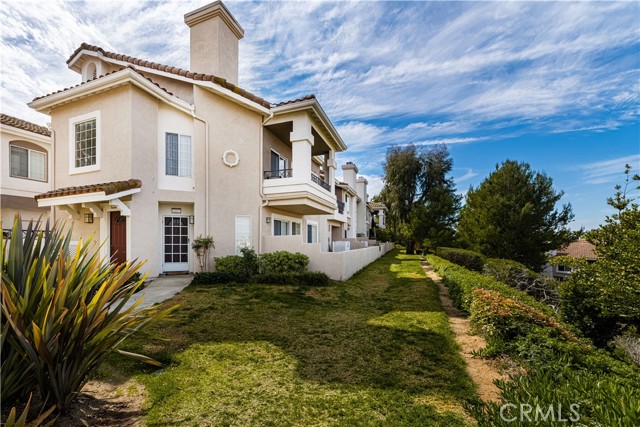 Detail Gallery Image 1 of 20 For 1057 S Sundance Dr, Anaheim Hills,  CA 92808 - 2 Beds | 2 Baths