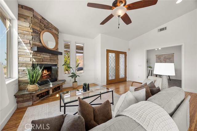 Detail Gallery Image 8 of 49 For 7871 Virtue Vista Dr, Jurupa Valley,  CA 92509 - 4 Beds | 2/1 Baths