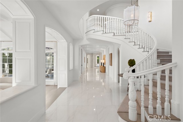 Detail Gallery Image 7 of 70 For 15 Shoreline, Newport Coast,  CA 92657 - 5 Beds | 4/1 Baths