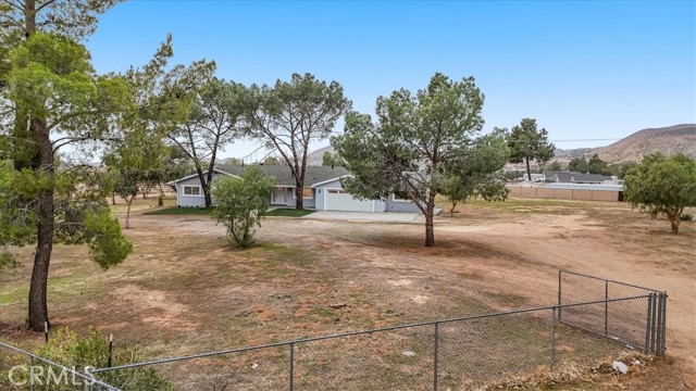 34217 Mabana Street, Agua Dulce, California 91390, 4 Bedrooms Bedrooms, ,2 BathroomsBathrooms,Single Family Residence,For Sale,Mabana,GD25033412