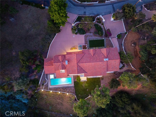 255 El Cielo Lane, Bradbury CA: https://media.crmls.org/medias/4e8859cc-1845-4274-b576-2e65a8607fa7.jpg