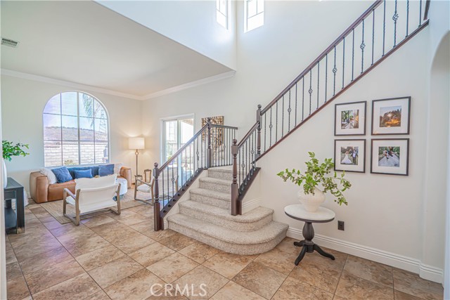 25351 Playa Serena Drive, Valencia CA: https://media.crmls.org/medias/4e88d589-415a-4fc2-85d2-bb208fa56f78.jpg