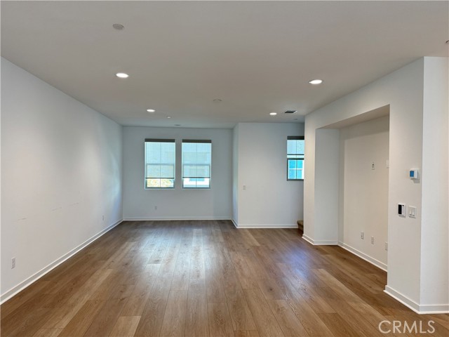 Detail Gallery Image 7 of 12 For 235 Babson Ct, Claremont,  CA 91711 - 4 Beds | 3/1 Baths