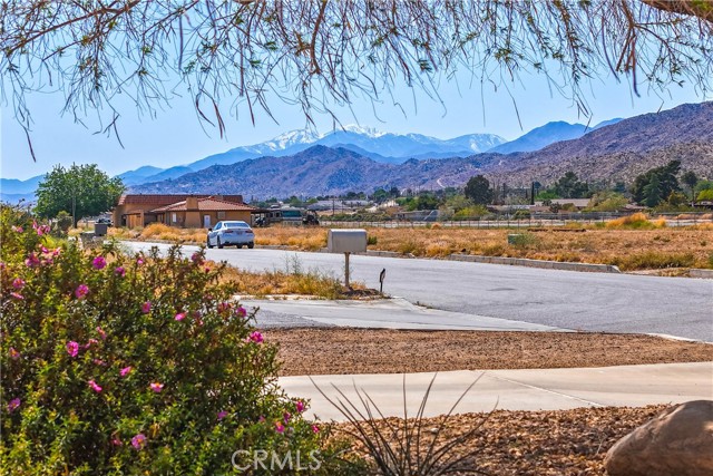 Detail Gallery Image 24 of 38 For 6731 Lindberg Ln, Yucca Valley,  CA 92284 - 3 Beds | 2 Baths