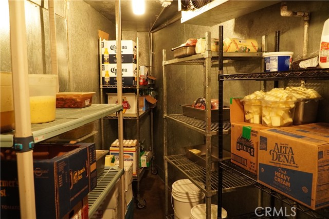 124 E Lincoln Ave, Orange CA: https://media.crmls.org/medias/4e8c0296-78c3-41de-be15-46b499d09267.jpg
