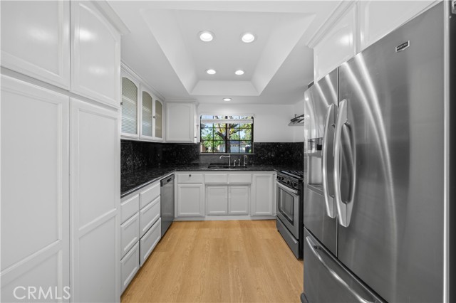 6708 Plaquemines Drive, Bakersfield CA: https://media.crmls.org/medias/4e8c2487-943f-4860-8a07-c13c70efec30.jpg