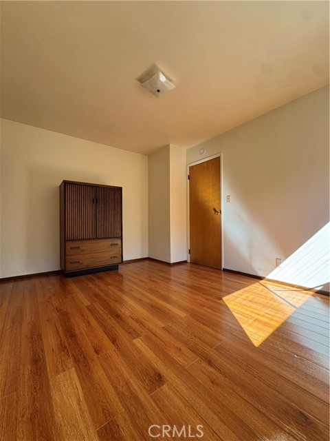 8838 Ilex photo 7
