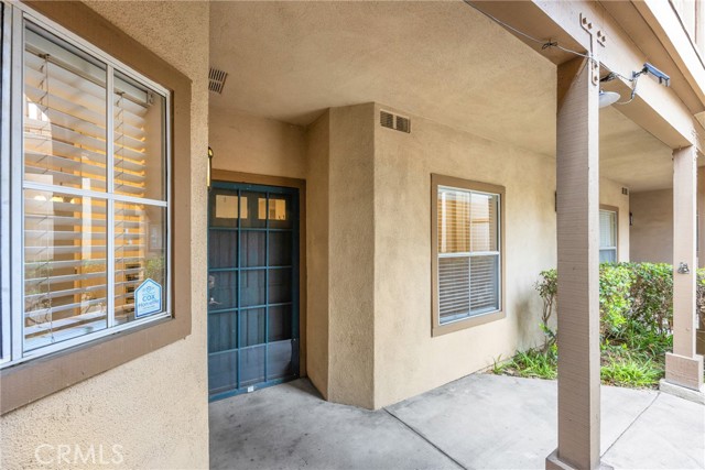 27 Timbre, Rancho Santa Margarita CA: https://media.crmls.org/medias/4e8c978c-a09f-4d4a-9d95-d94cee9adbeb.jpg