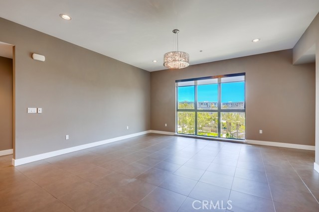 Detail Gallery Image 5 of 75 For 402 Rockefeller #410,  Irvine,  CA 92612 - 2 Beds | 2/1 Baths