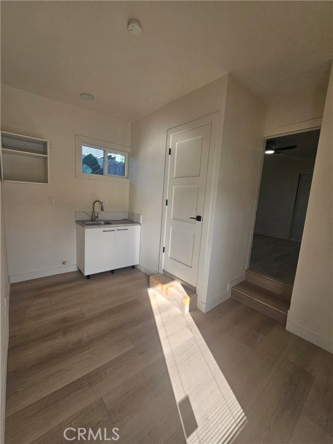 Detail Gallery Image 14 of 17 For 5493 Cerritos, Long Beach,  CA 90805 - 3 Beds | 2 Baths