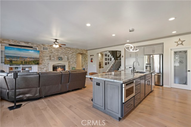 Image 16 of 63 For 26161 Quartz Mesa Lane
