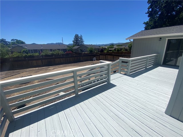 19491 Mountain Meadow S, Hidden Valley Lake CA: https://media.crmls.org/medias/4e8fa949-7344-4422-9d5e-3513407c5d2a.jpg