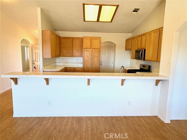Detail Gallery Image 3 of 22 For 13179 Butte, Victorville,  CA 92395 - 3 Beds | 2 Baths