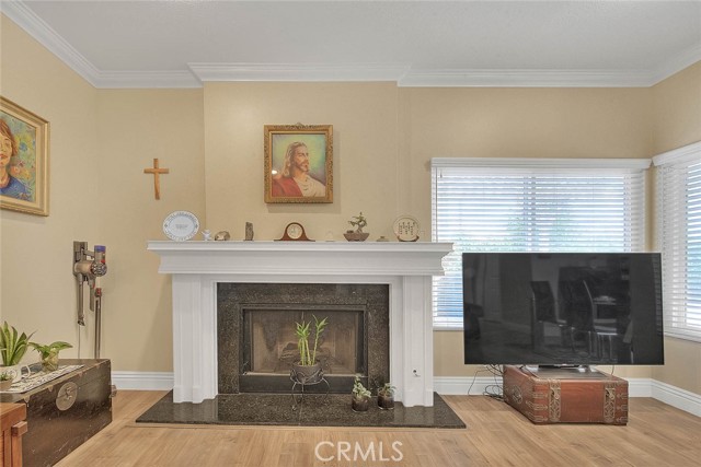 Image 14 of 52 For 10644 Claridge Place