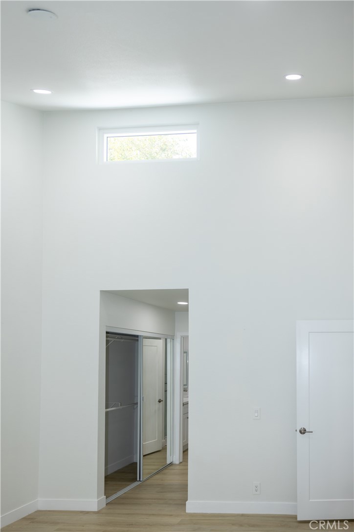 MLS #IV25233144 image #22