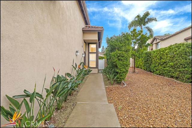 99 Mayfair, Aliso Viejo CA: https://media.crmls.org/medias/4e9158cc-aa15-4afa-b383-7cfa617649a0.jpg