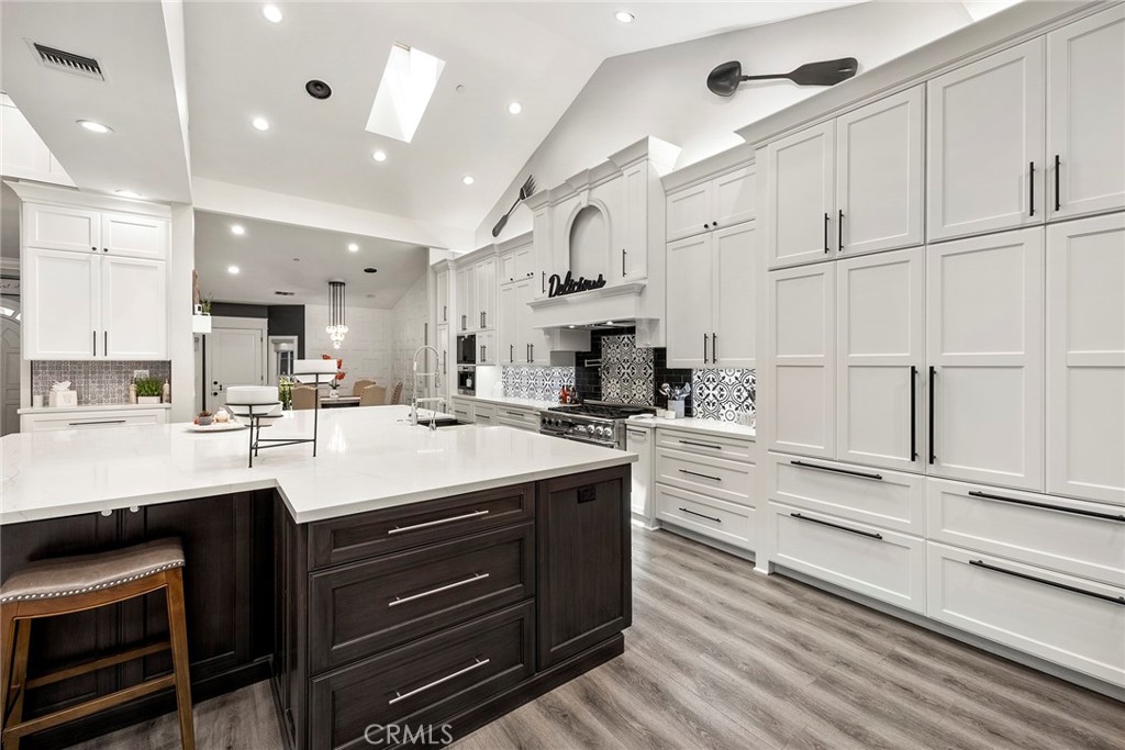 Sub-Zero Column Refrigerator & Drawers