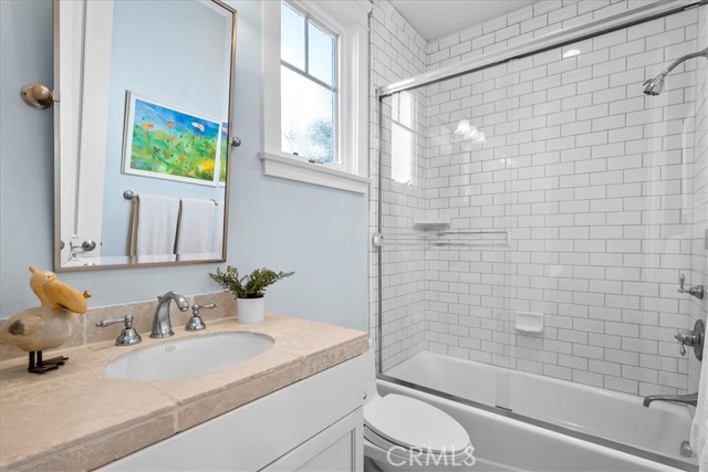 1900 Walnut Avenue, Manhattan Beach, California 90266, 5 Bedrooms Bedrooms, ,4 BathroomsBathrooms,Residential,Sold,Walnut,SB21229114