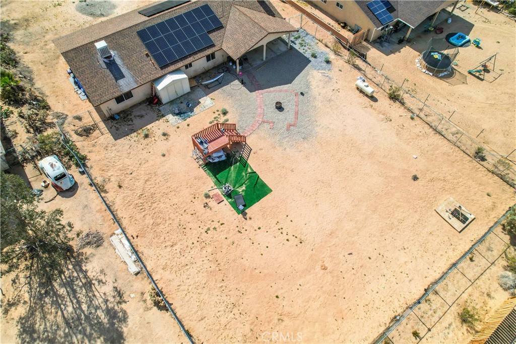https://media.crmls.org/medias/4e946196-5edc-49f4-a44a-4232982b31ab.jpg?preset=X-Large