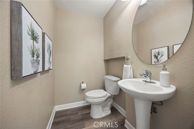 1534 Rowan Gln, Escondido CA: https://media.crmls.org/medias/4e946dbe-5d04-4aa7-8bda-035a45c46874.jpg