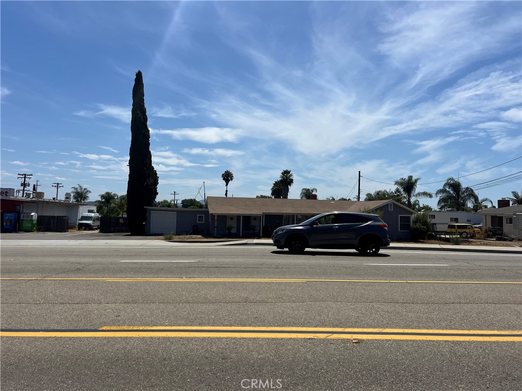 MLS #IV25235623 image #2