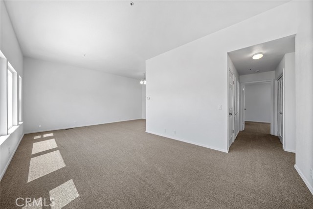 9280 El Bordo Avenue, Atascadero CA: https://media.crmls.org/medias/4e976944-e49f-4dba-b474-4a359c840dae.jpg