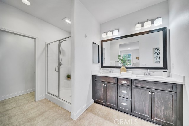 Detail Gallery Image 15 of 34 For 2840 E via Fiano, Ontario,  CA 91764 - 3 Beds | 2/1 Baths