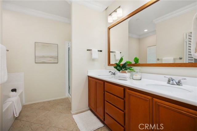 Detail Gallery Image 17 of 49 For 9 Lilac, Irvine,  CA 92618 - 3 Beds | 3 Baths