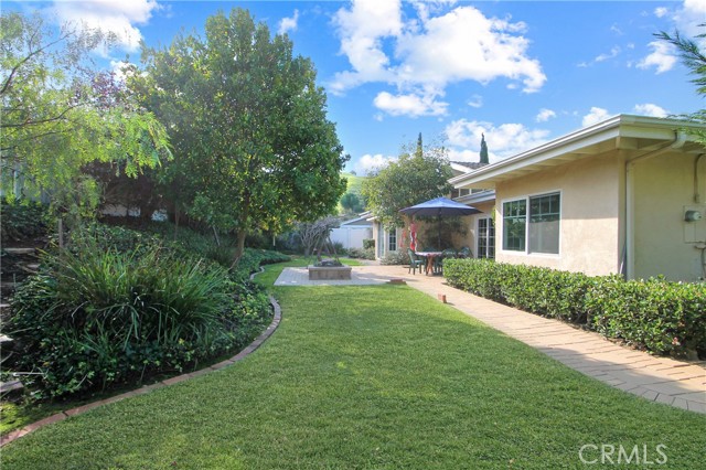 Detail Gallery Image 35 of 46 For 19512 Sierra Mia Rd, Irvine,  CA 92603 - 4 Beds | 2/1 Baths
