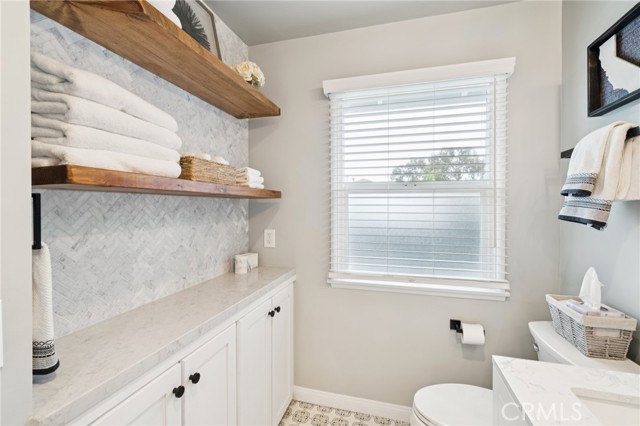 242 San Rafael Avenue, Santa Barbara CA: https://media.crmls.org/medias/4e988c27-6ba3-42a7-8f59-67faa04c93f2.jpg