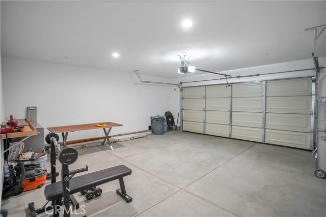 33140 Hill, Lake Elsinore CA: https://media.crmls.org/medias/4e989d95-8bae-4c67-9dff-ee31314d6e83.jpg