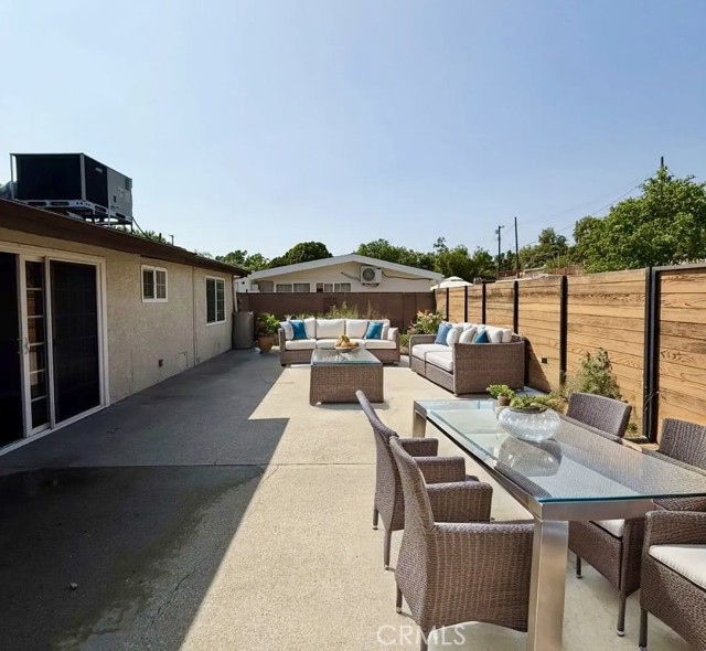 11714 Sproule Avenue, Pacoima CA: https://media.crmls.org/medias/4e98b92b-3e6d-4939-abb4-2a426d418e12.jpg